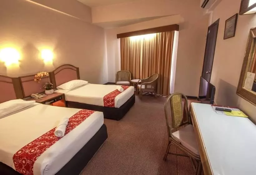 Отель Grand Continental Langkawi