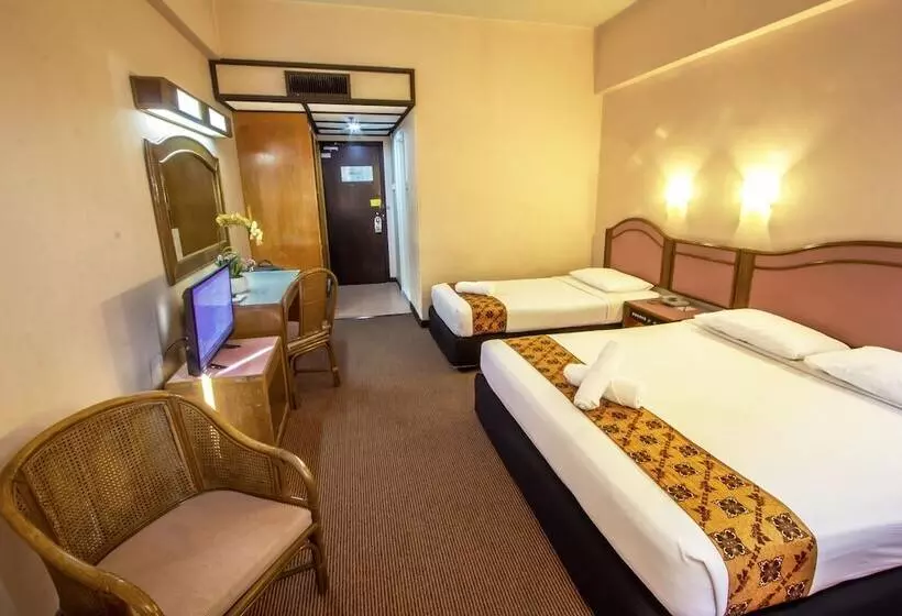 Отель Grand Continental Langkawi