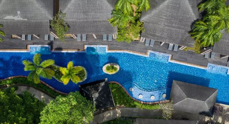 호텔 La Flora Khao Lak Sha Extra Plus