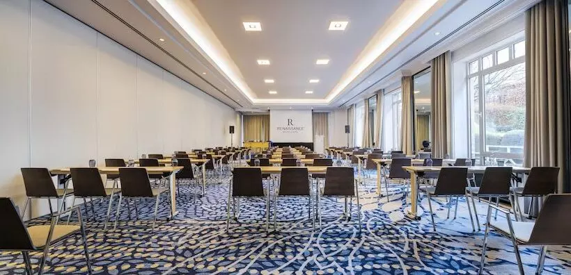 هتل Marriott Executive Apartments Brussels