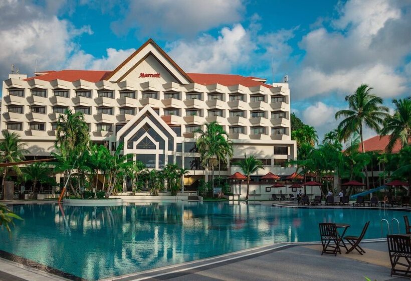Hotel Miri Marriott Resort & Spa