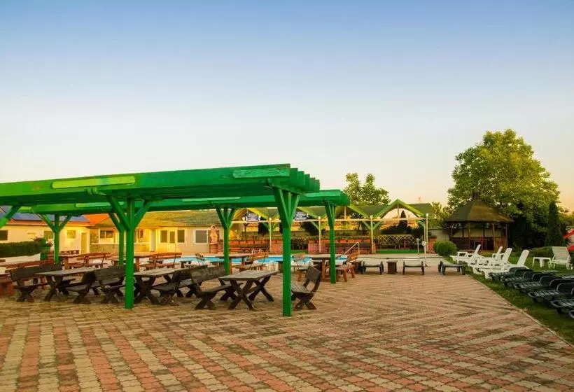 Отель President