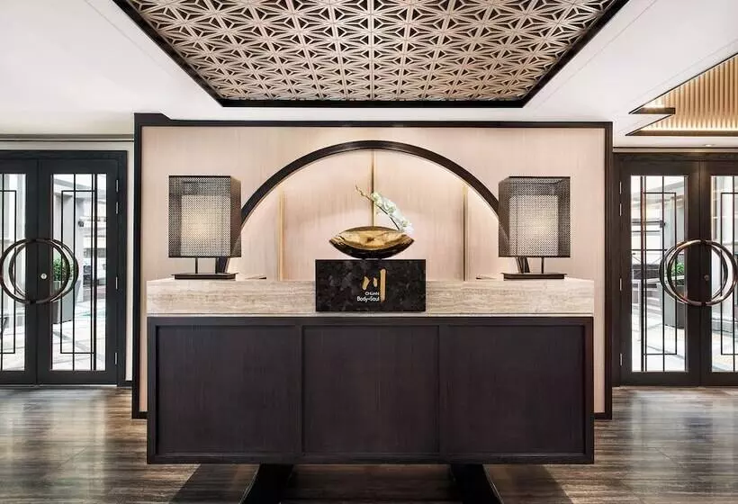 هتل The Langham Hong Kong