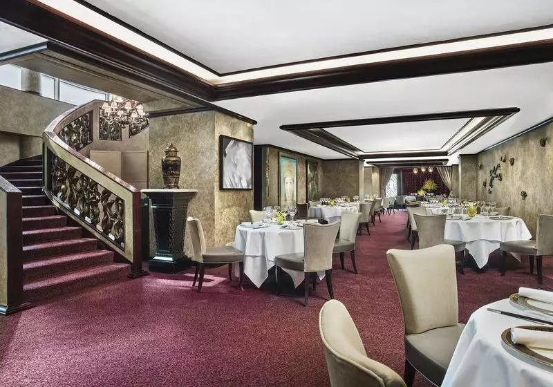 هتل The Langham Hong Kong