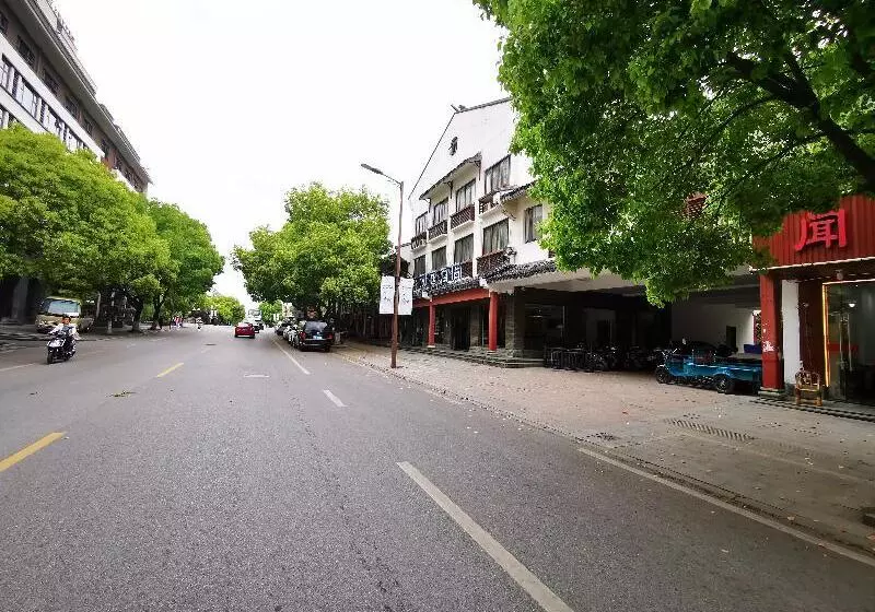 ホテル Villa Al Hajjar