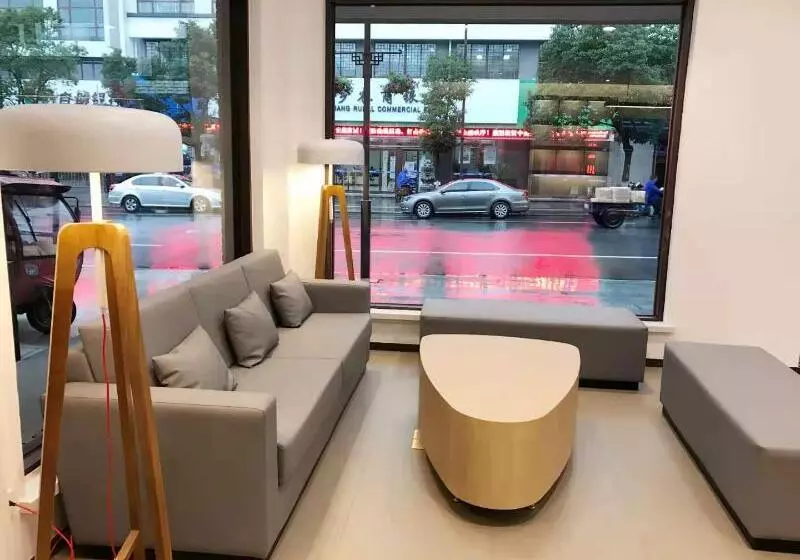 ホテル Villa Al Hajjar