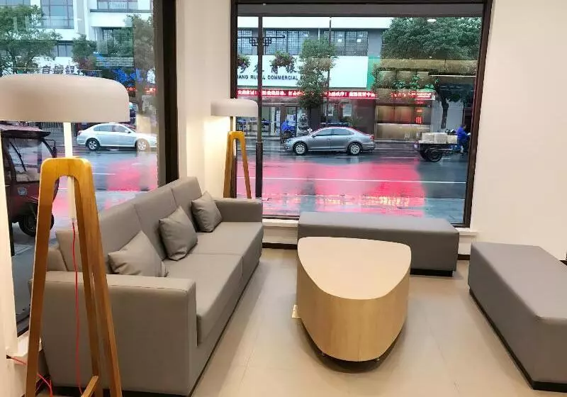 ホテル Villa Al Hajjar