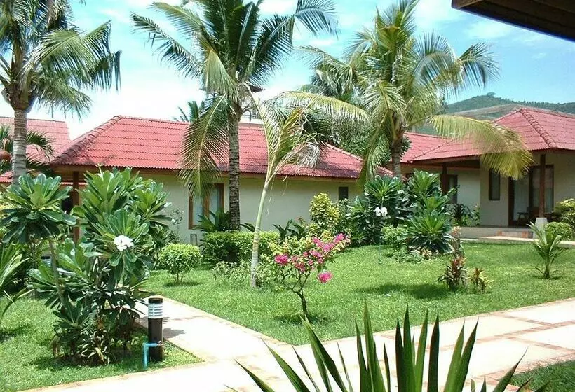 Seascape Beach Resort