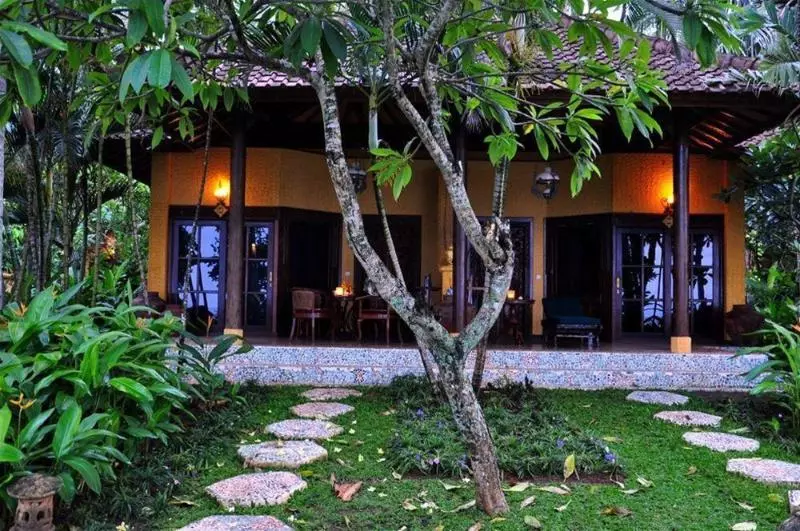 Alang Alang Villas