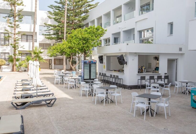Anthea Hotel Apartments