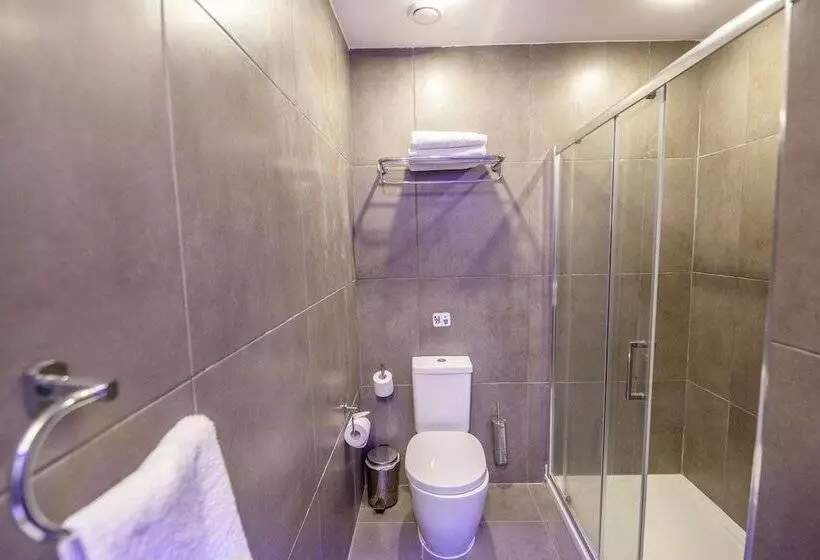 Anthea Hotel Apartments