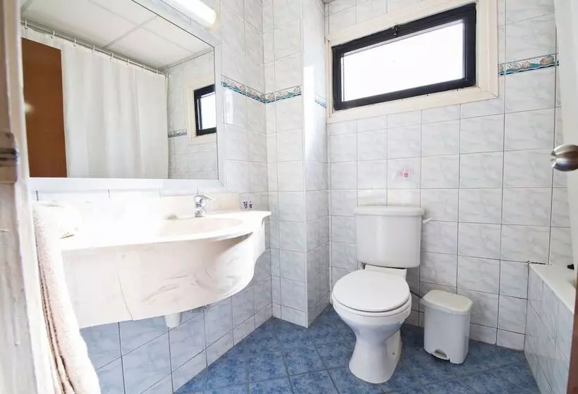 Anthea Hotel Apartments