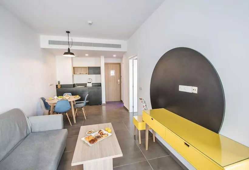 Anthea Hotel Apartments