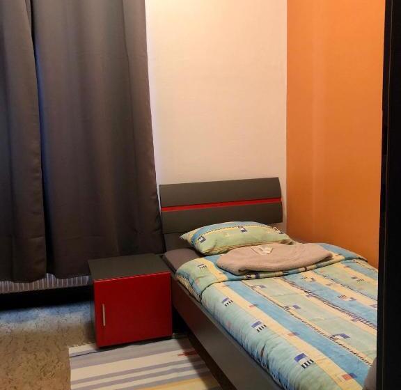 Hotel Auberge Pour Tous