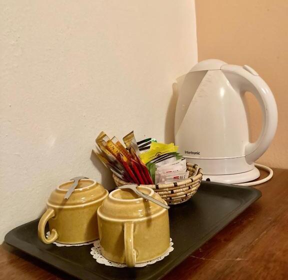 Hotel Auberge Pour Tous