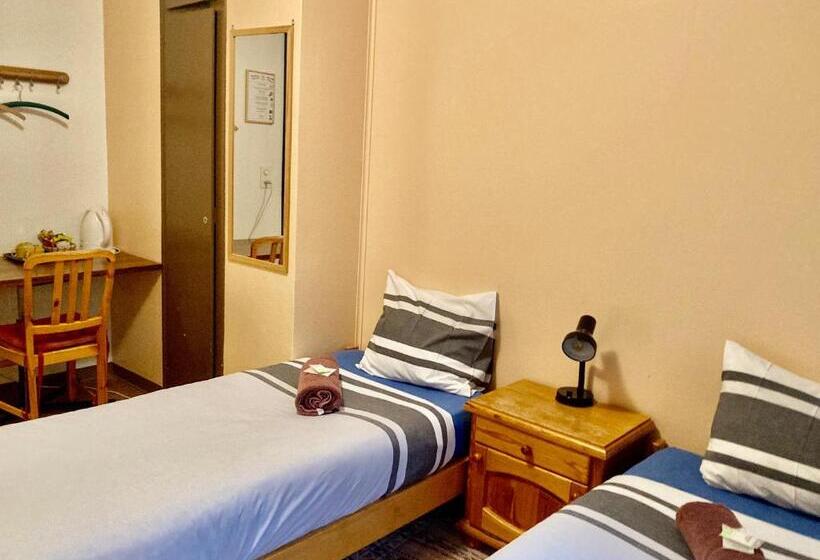 Hotel Auberge Pour Tous