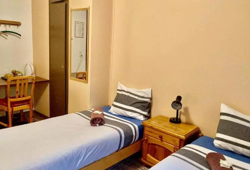 فندق Auberge Pour Tous