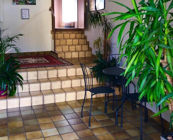 Hotel Auberge Pour Tous