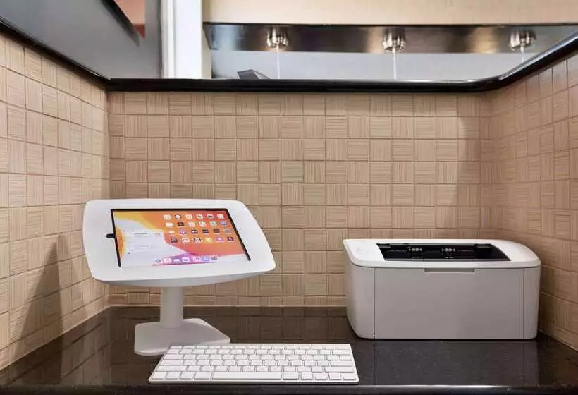 ホテル Baymont By Wyndham Wilmington