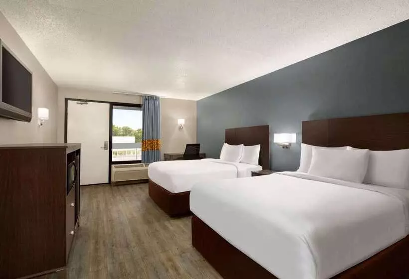 ホテル Baymont By Wyndham Wilmington