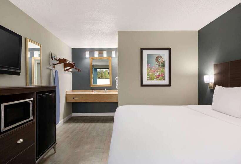 هتل Baymont By Wyndham Wilmington