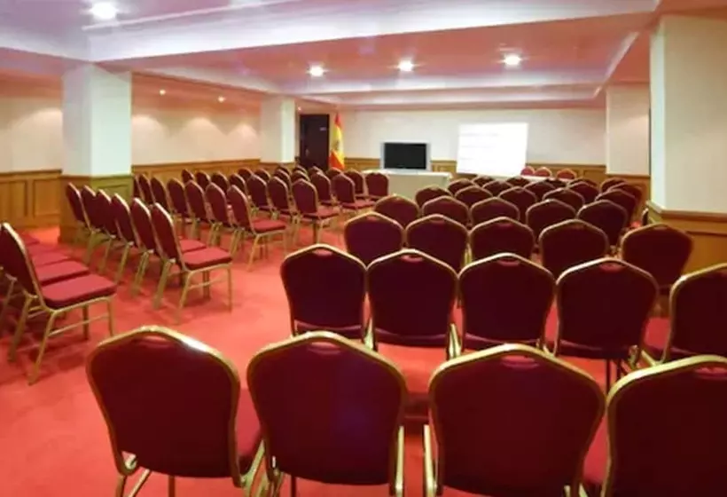 酒店 Candido 4* Sup