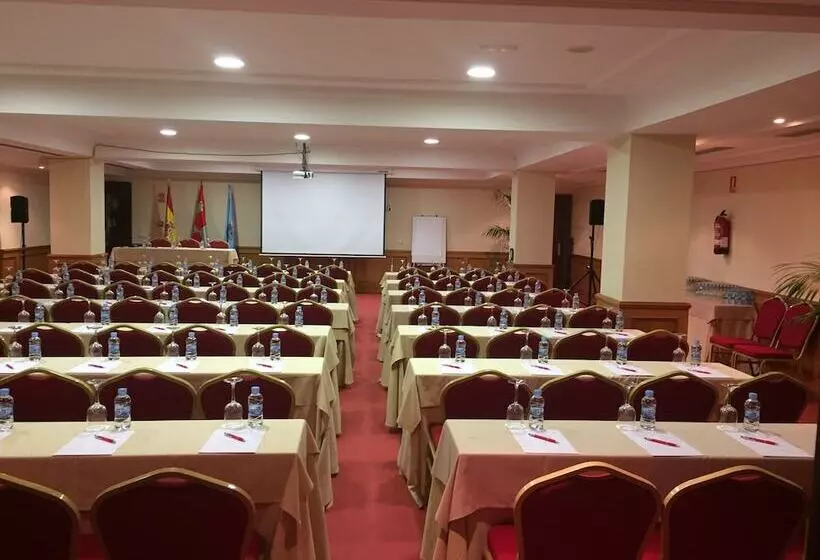 酒店 Candido 4* Sup