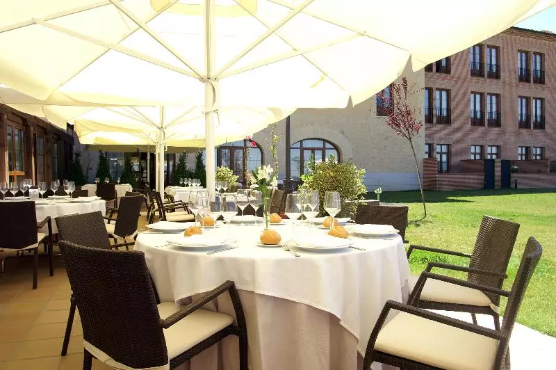 酒店 Candido 4* Sup