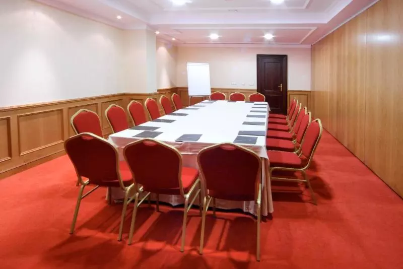 酒店 Candido 4* Sup