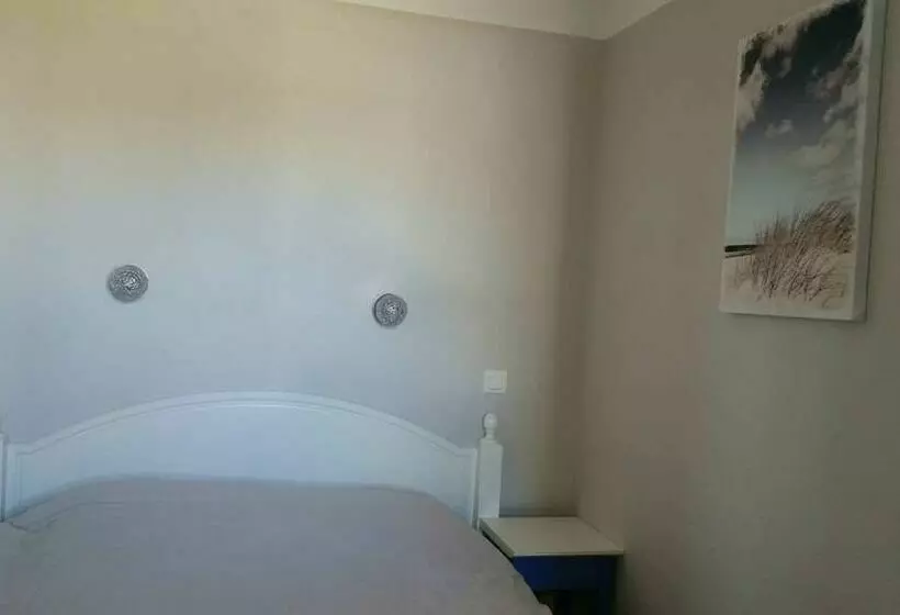 L  Eclose Cap Marine