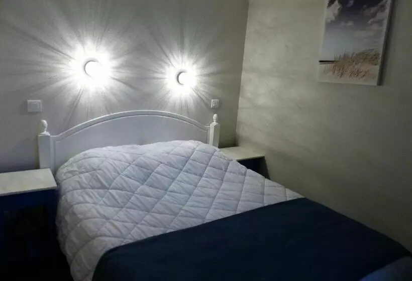 L  Eclose Cap Marine