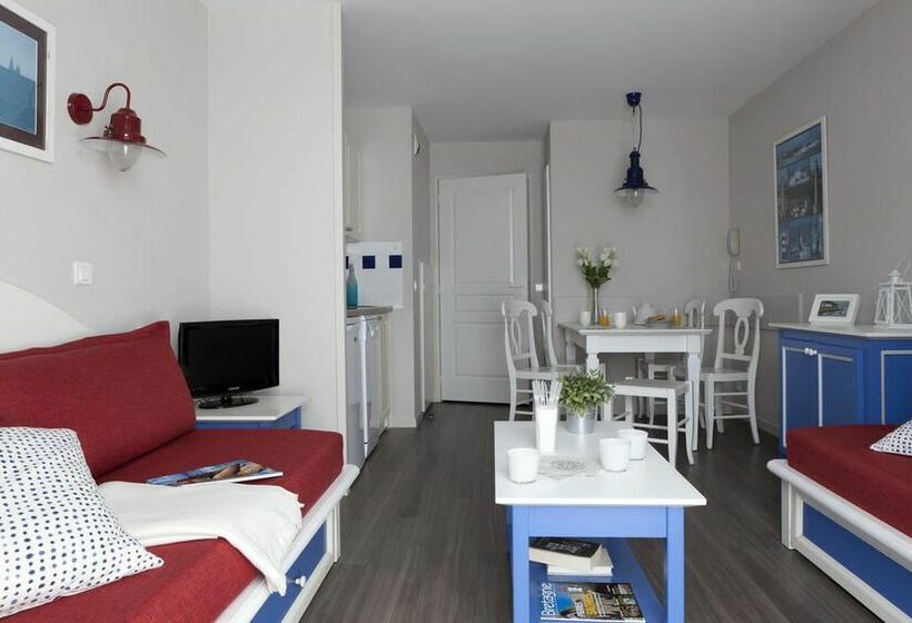 L  Eclose Cap Marine