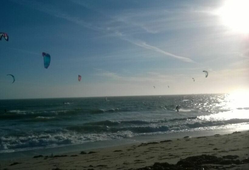 L  Eclose Cap Marine