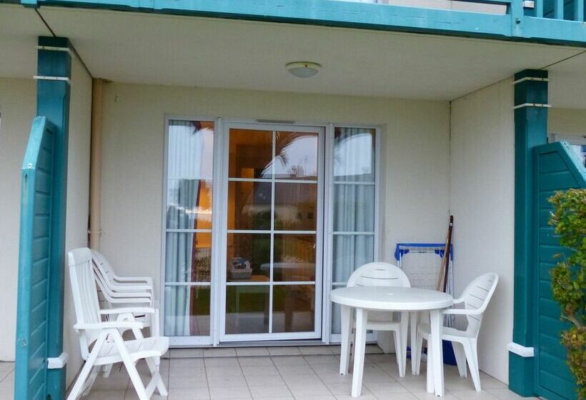 L  Eclose Cap Marine