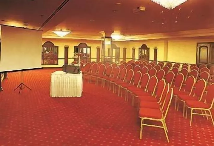 ホテル Dana Plaza