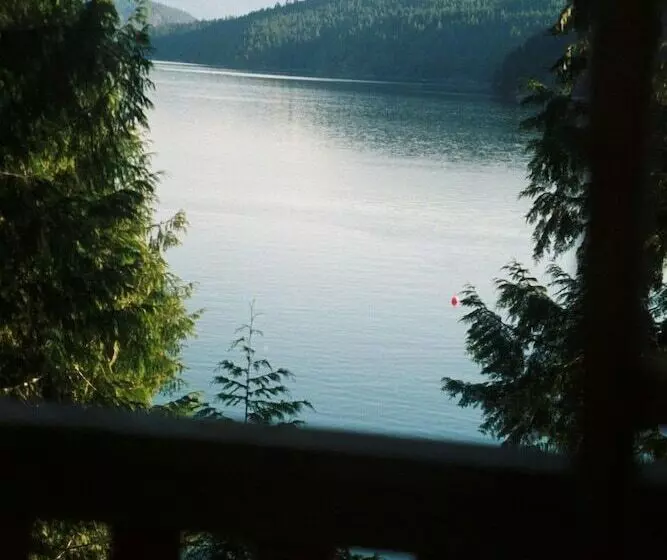 酒店 Desolation Resort