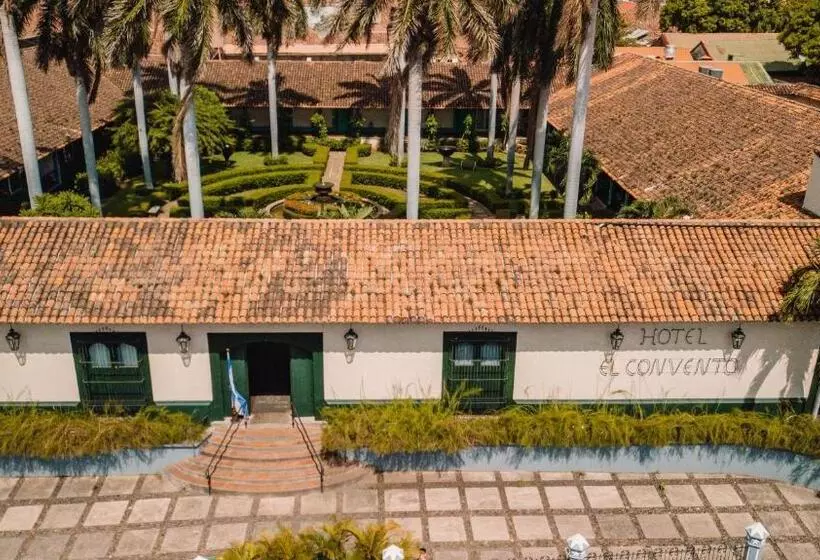ホテル El Convento Leon Nicaragua