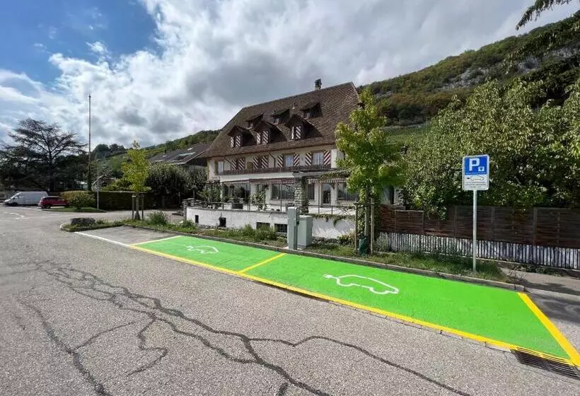 Отель Fontana Garni