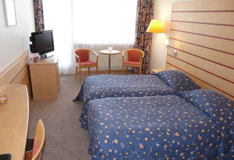 فندق Fontana Garni