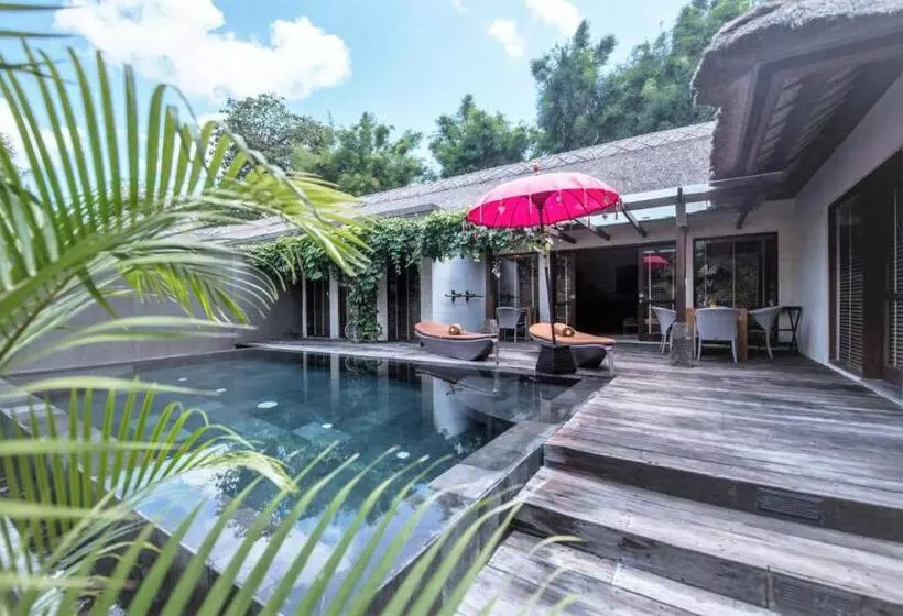 호텔 Jestate Villas & Guest Houses Jimbaran