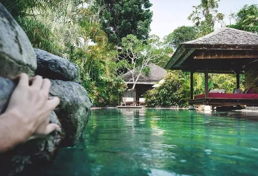 호텔 Jestate Villas & Guest Houses Jimbaran