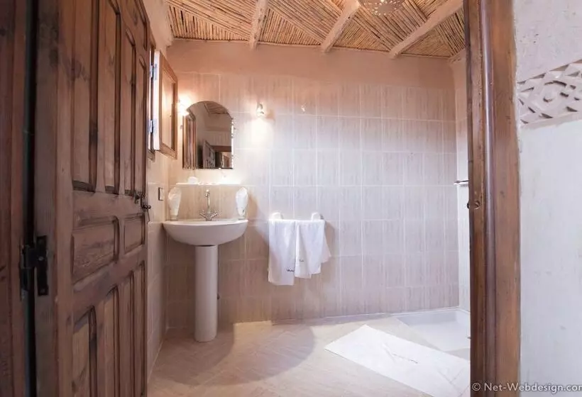 هتل Kasbah Imdoukal