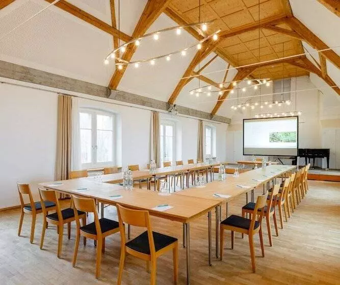 Отель Schloss Wartegg