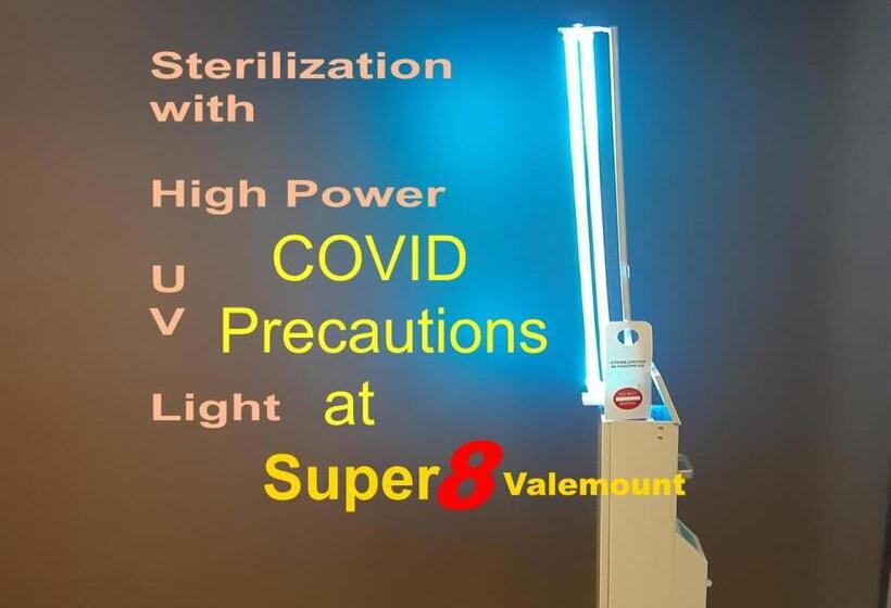 בית מלון כפרי Super 8 By Wyndham Valemount