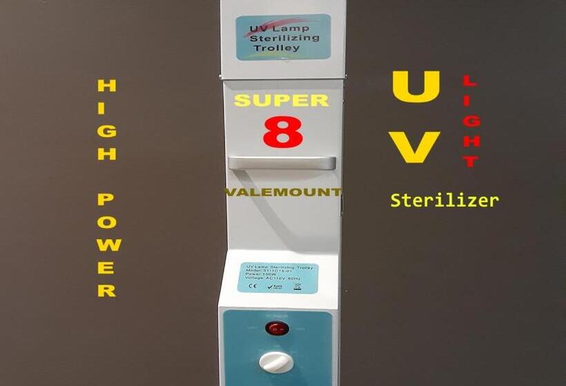 בית מלון כפרי Super 8 By Wyndham Valemount