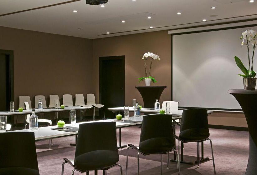 هتل Tryp By Wyndham Antwerp