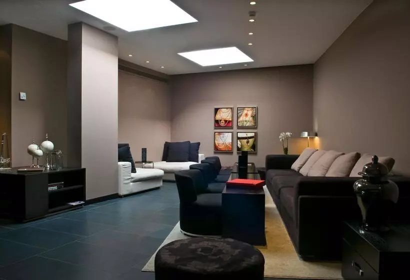 هتل Tryp By Wyndham Antwerp