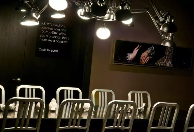 هتل Tryp By Wyndham Antwerp