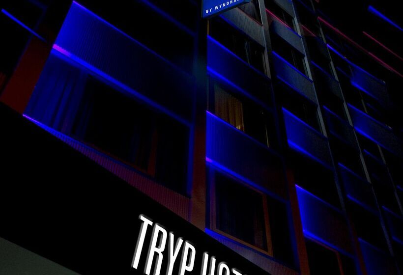 هتل Tryp By Wyndham Antwerp