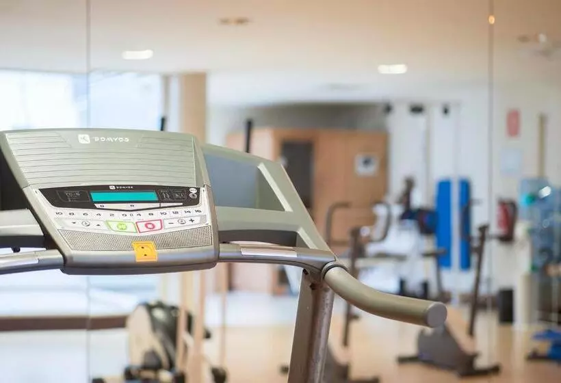 هتل Xon's Valencia